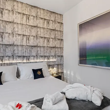 Fourrings Luxury - Boutique A * 特伦托